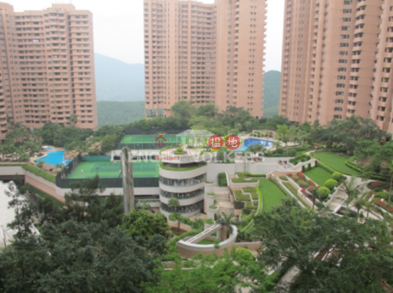 3 Bedroom Family Flat for Sale in Tai Tam