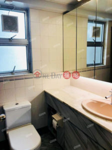 South Horizons Phase 2, Yee King Court Block 8 | 3 bedroom Mid Floor Flat for Rent
