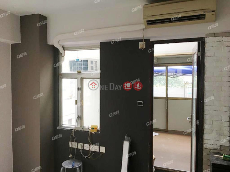 On Tai Building | 2 bedroom Low Floor Flat for Rent