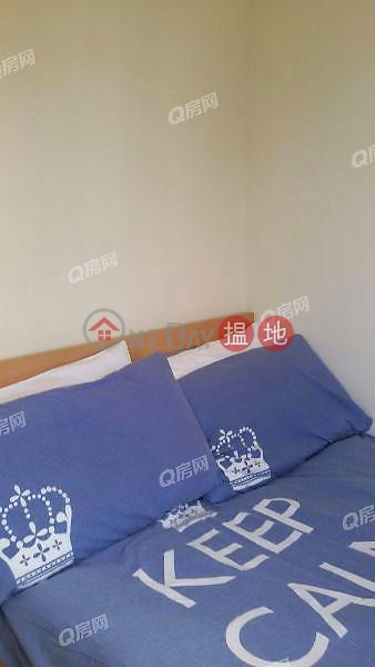 Tat Wo Building | 2 bedroom Mid Floor Flat for Rent
