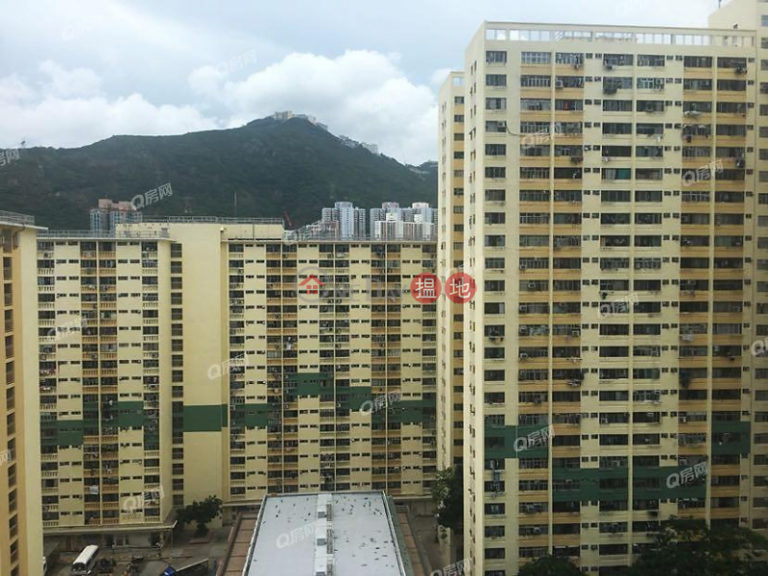 South Horizons Phase 4, Pak King Court Block 31 | 2 bedroom Mid Floor Flat for Rent