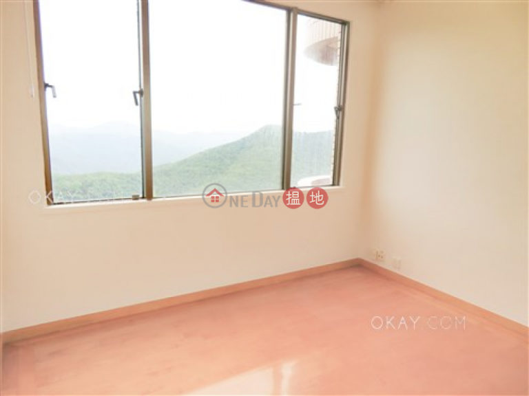 Lovely 2 bedroom on high floor with parking | Rental