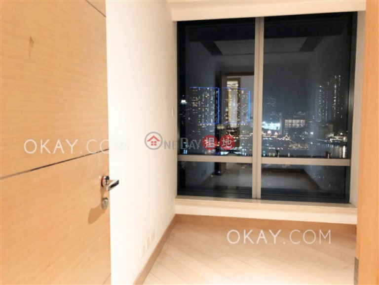Stylish 2 bedroom with sea views & balcony | Rental