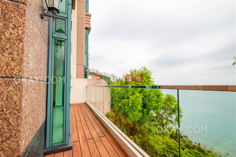 Stylish house with sea views, rooftop & terrace | Rental