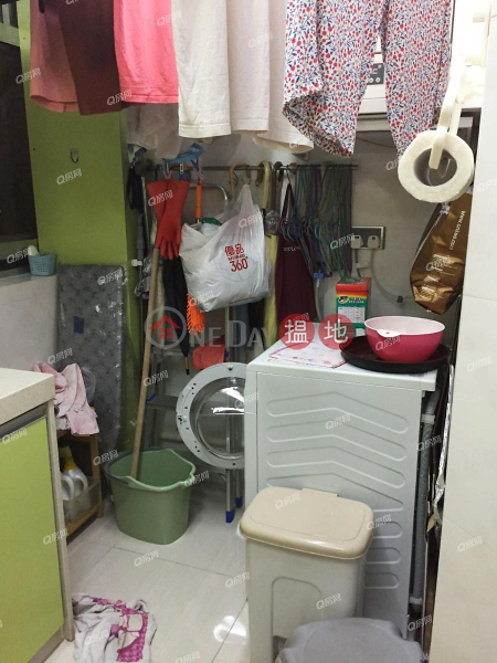 Shan On House (Block F) Yue On Court | 2 bedroom Low Floor Flat for Sale