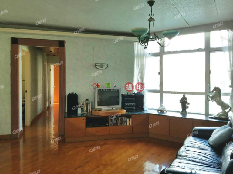 South Horizons Phase 1, Hoi Ngar Court Block 3 | 3 bedroom Low Floor Flat for Sale