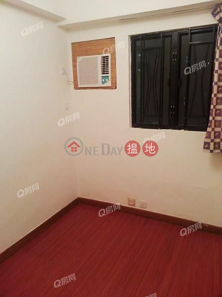 Comfort Centre | 2 bedroom Mid Floor Flat for Rent
