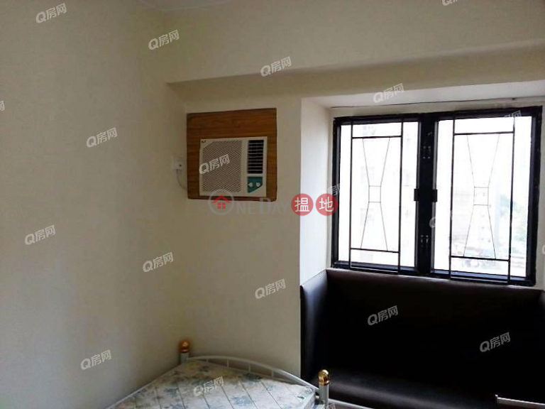 Comfort Centre | 2 bedroom Mid Floor Flat for Rent