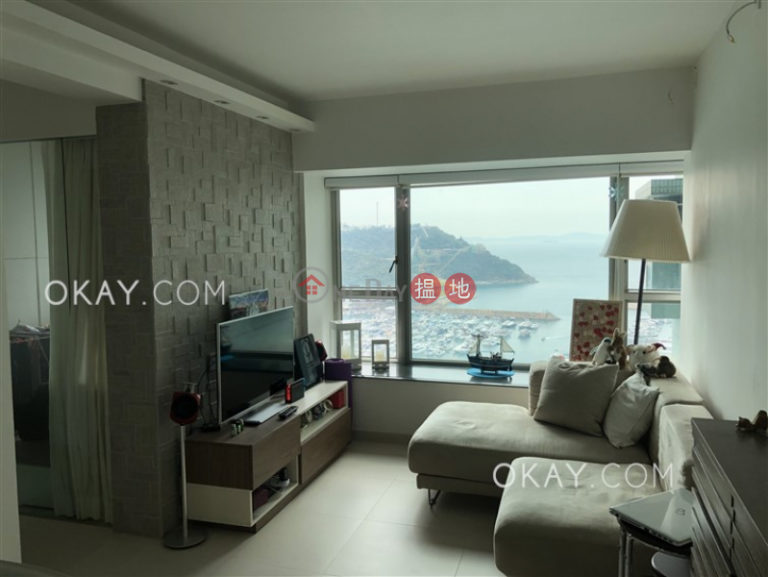Nicely kept 2 bedroom with sea views | For Sale