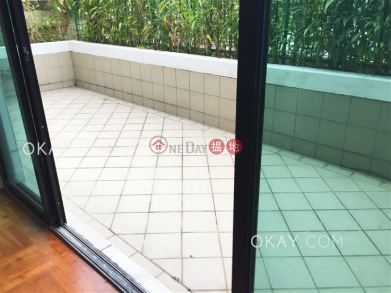 Lovely 2 bedroom with terrace & parking | Rental