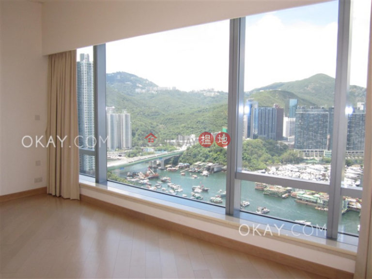 Exquisite 3 bed on high floor with sea views & balcony | Rental