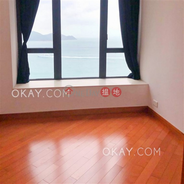 Lovely 1 bedroom with sea views & balcony | Rental