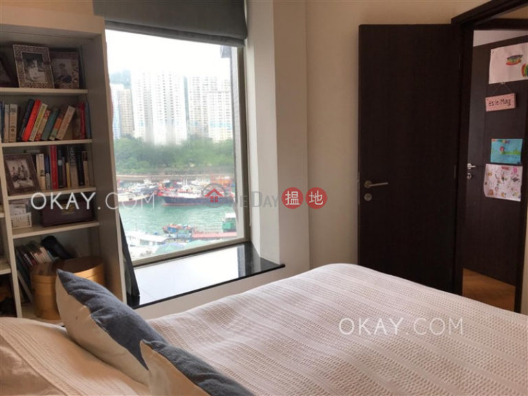 Generous 3 bedroom with sea views & balcony | Rental