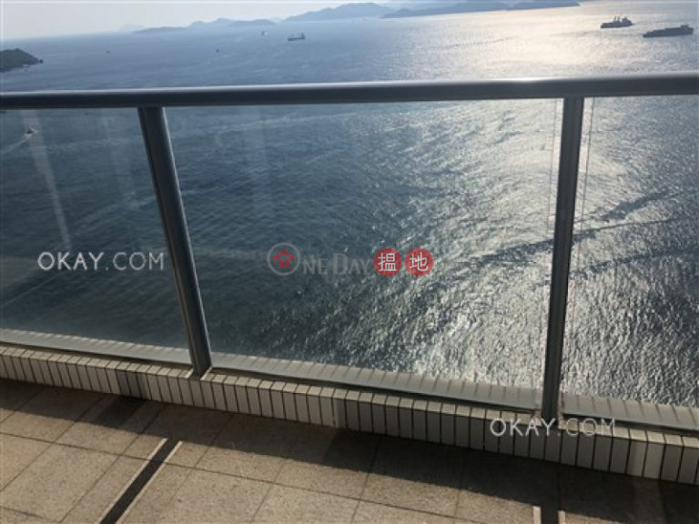 Luxurious 4 bed on high floor with sea views & balcony | Rental