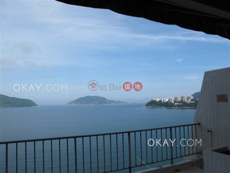 Gorgeous house with sea views, balcony | Rental