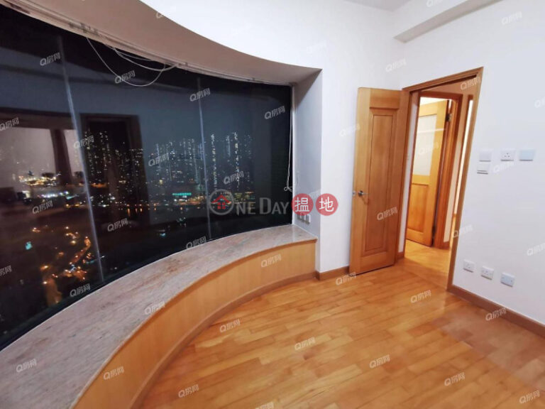 Bayshore Apartments | 3 bedroom High Floor Flat for Rent