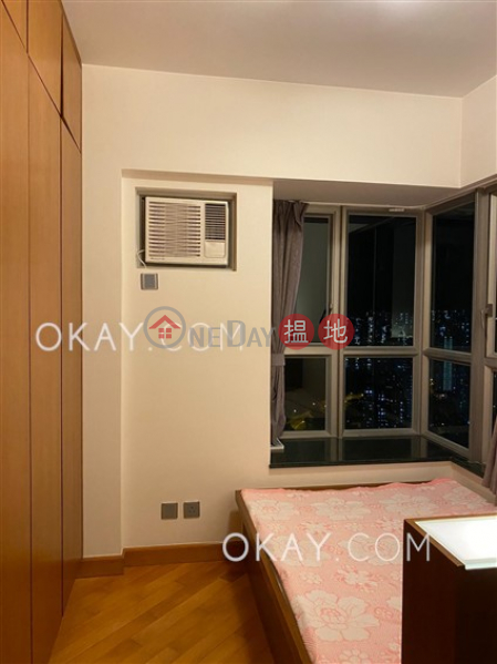 Generous 2 bedroom on high floor | Rental