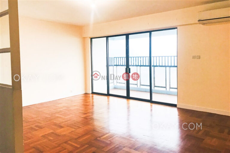 Efficient 4 bed on high floor with sea views & balcony | Rental
