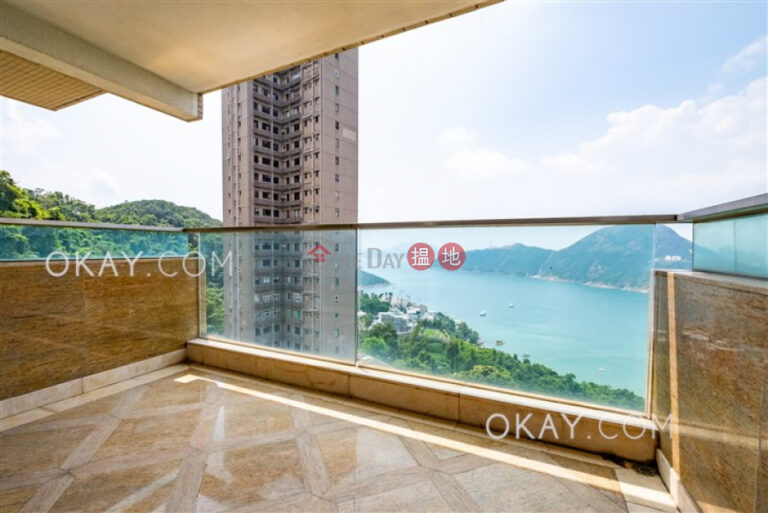 Efficient 4 bedroom with sea views, balcony | Rental