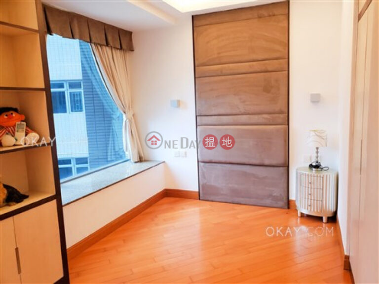 Exquisite 3 bedroom with balcony & parking | Rental