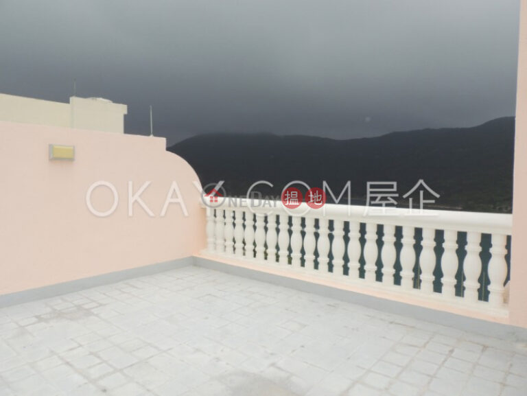 Lovely house with sea views, rooftop & terrace | Rental